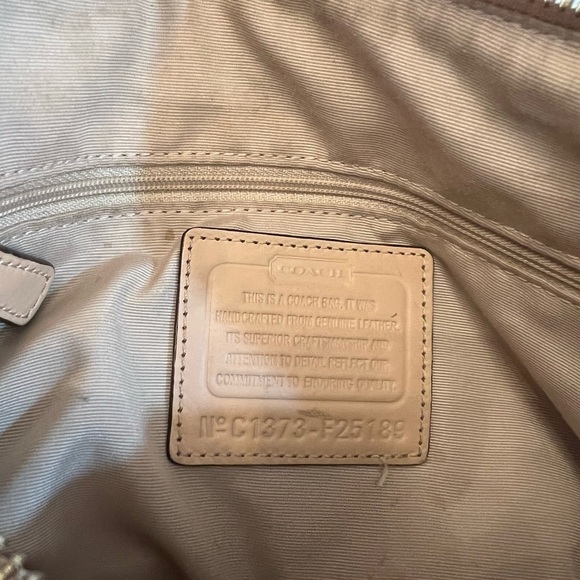 COACH 100% Authentic Y2K Tiffany Colored Patent Logo, Crossbody Bag, 15” x 9”. - Picture 6 of 10